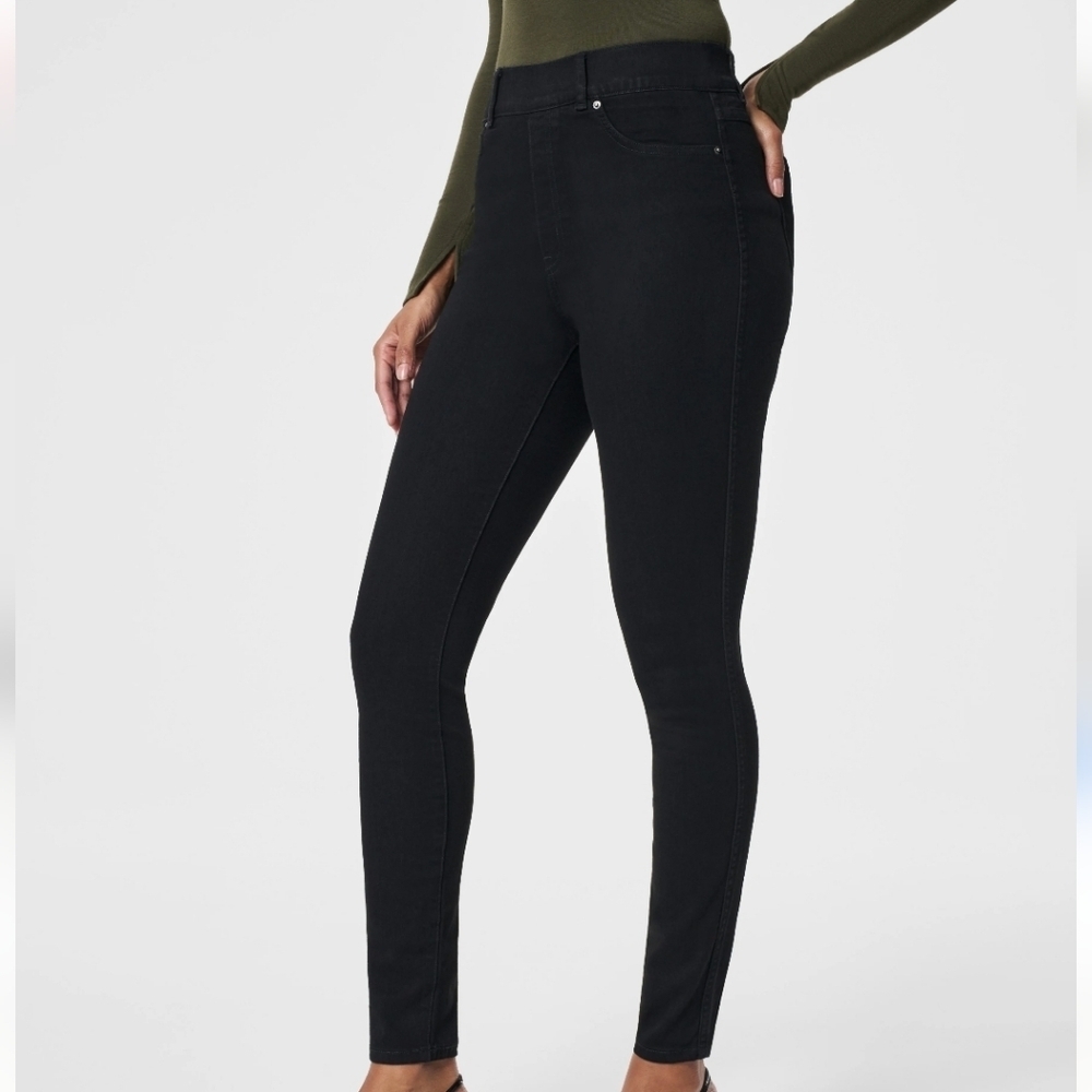 Spanx Pull On Black Skinny Jeans